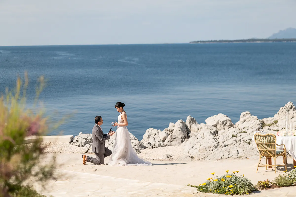 De la Thaïlande à la Côte d’Azur Demande en mariage à l’hôtel du Cap Eden Roc à Antibes - Photographe Loic Bisoli